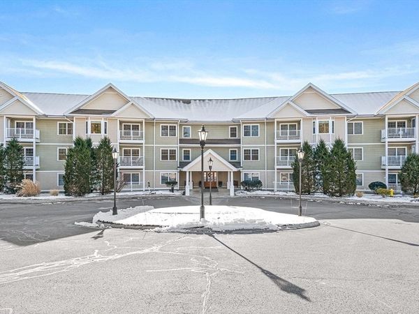 490 Main St, Unit 209, Northborough, MA 01532