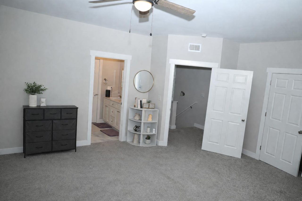 305 Capers Road Photo 12