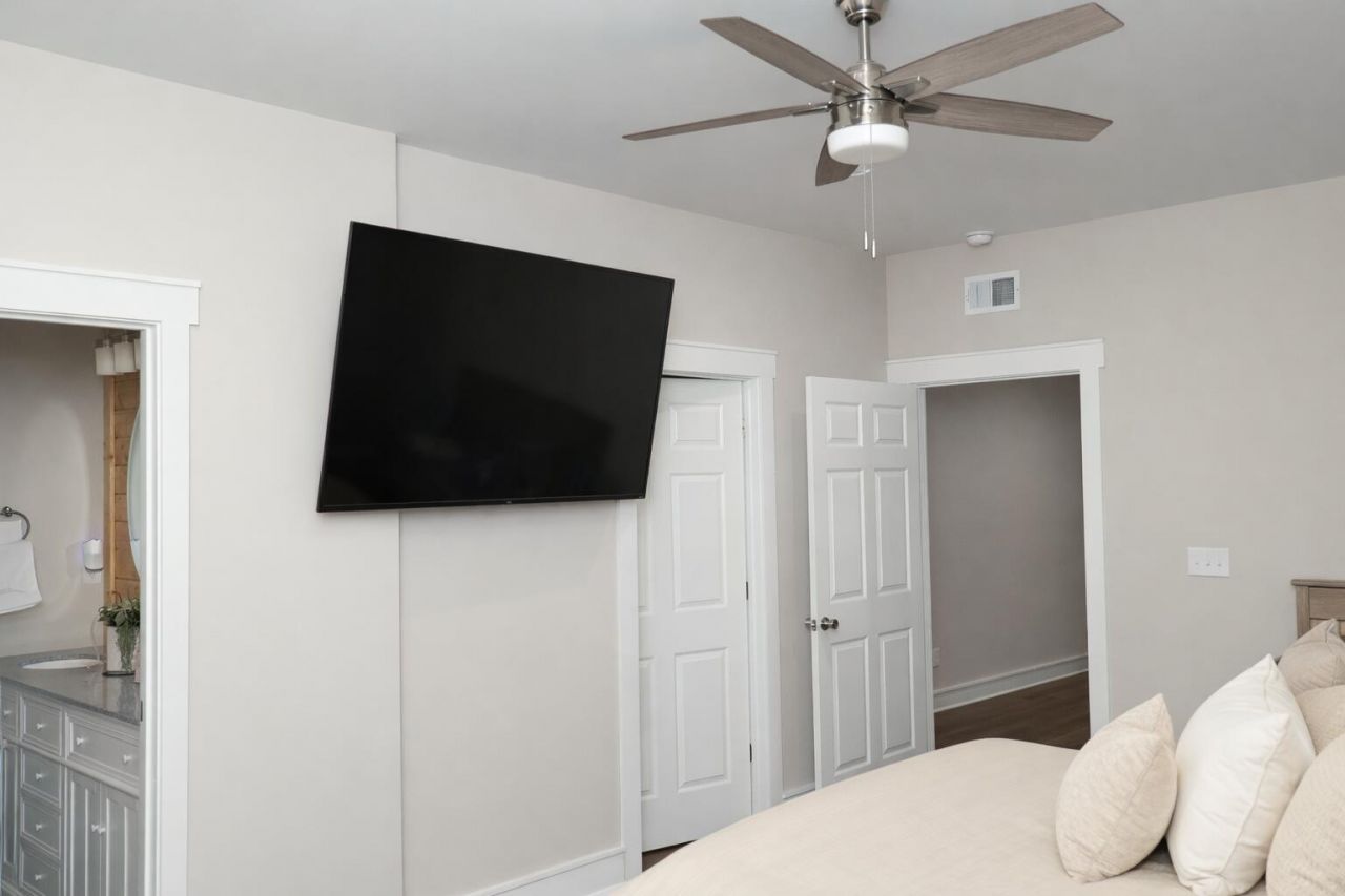 305 Capers Road Photo 7