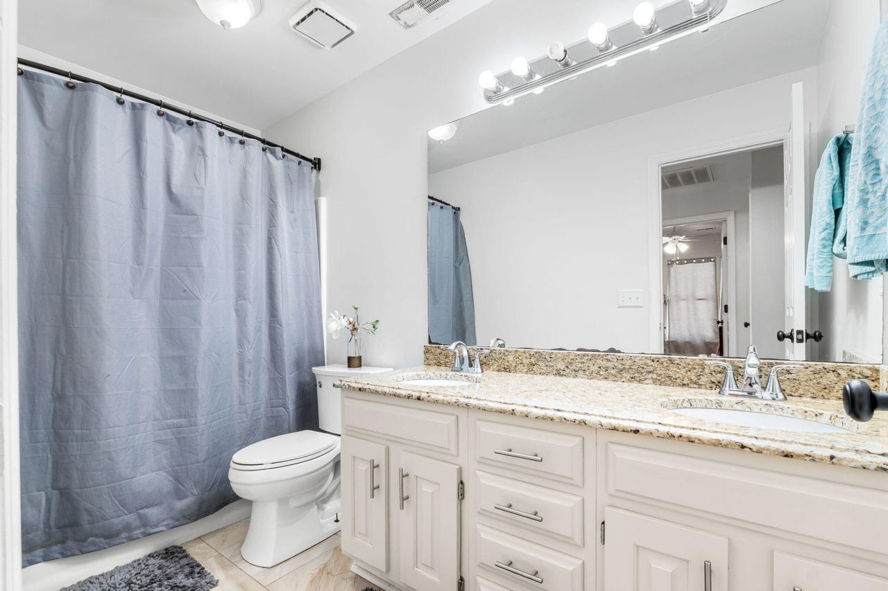 112 N Gateshead Crossing Photo 31