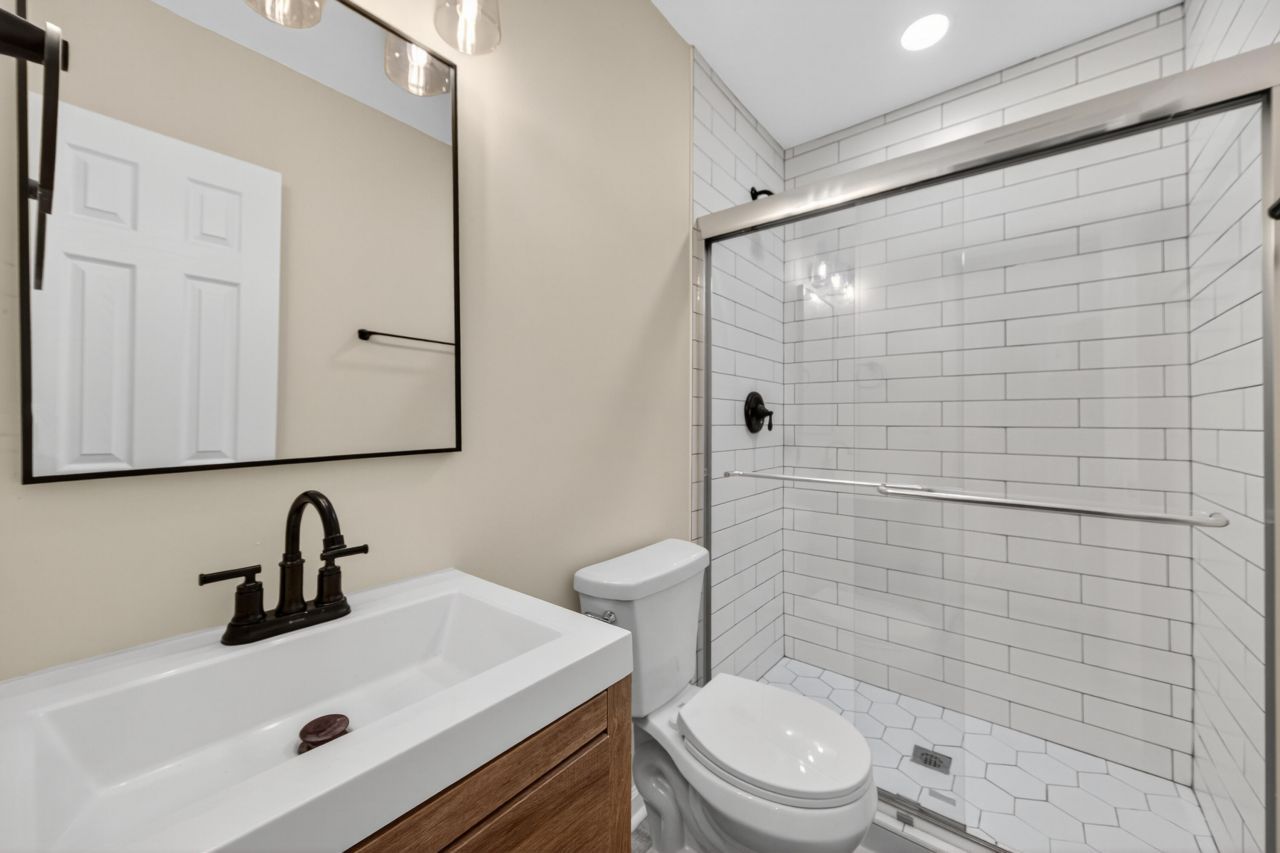 2116 Commander Road Photo 16