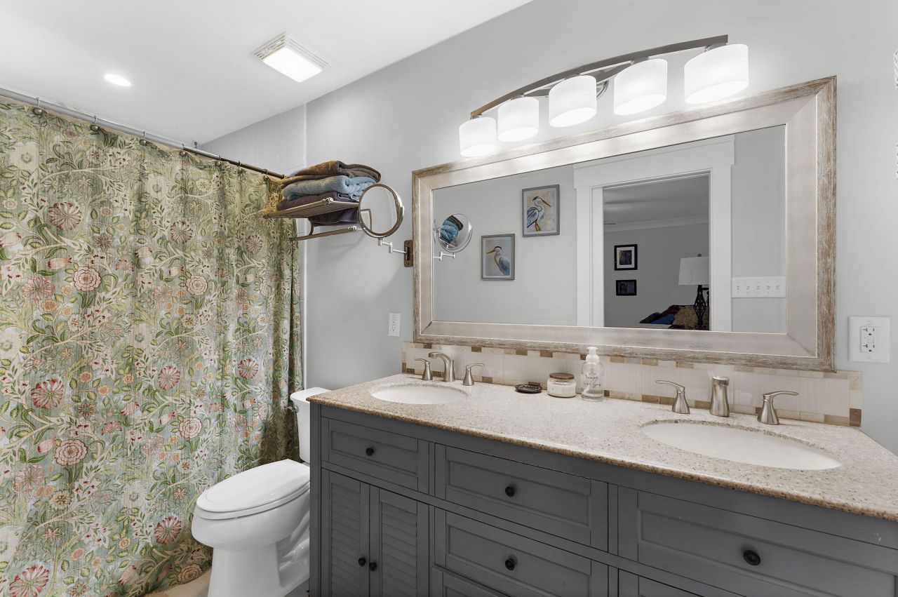 107 Brittany Court Photo 27