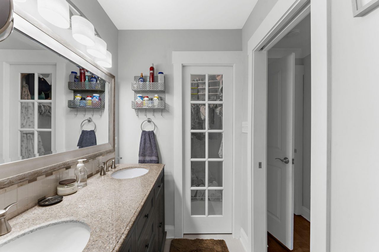 107 Brittany Court Photo 28