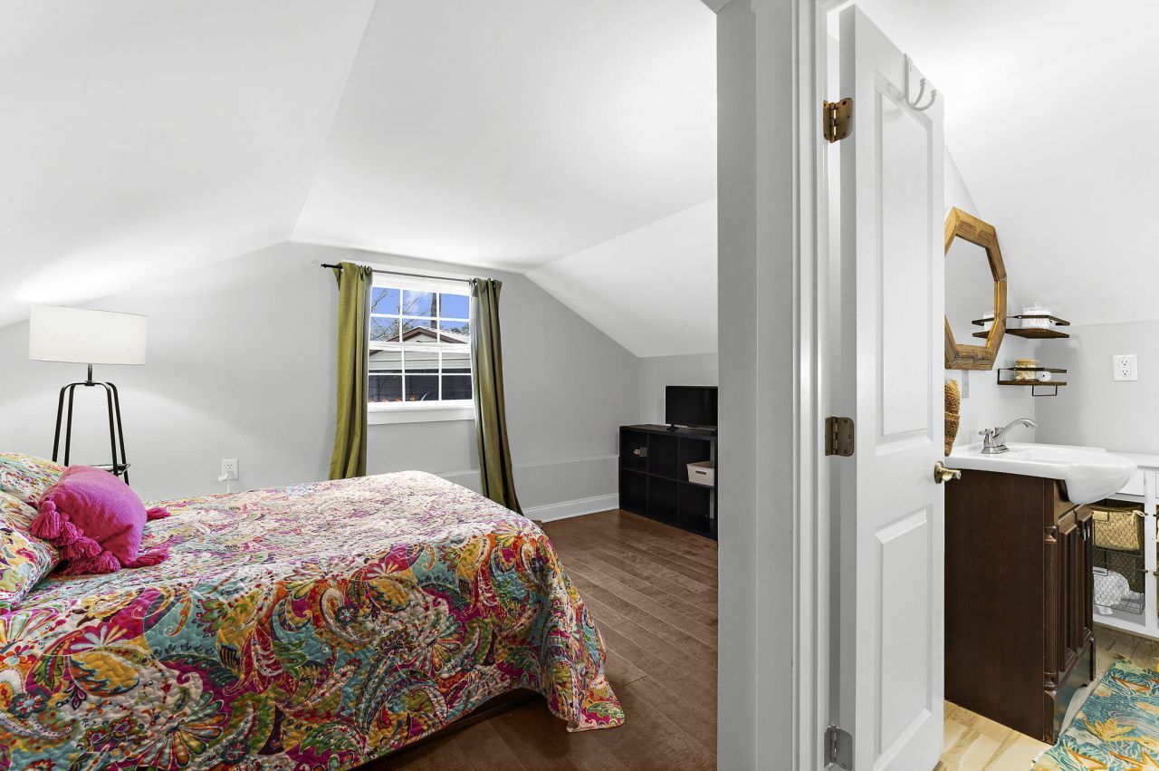 107 Brittany Court Photo 35