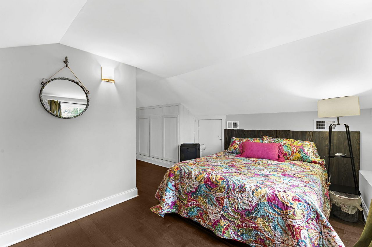 107 Brittany Court Photo 36