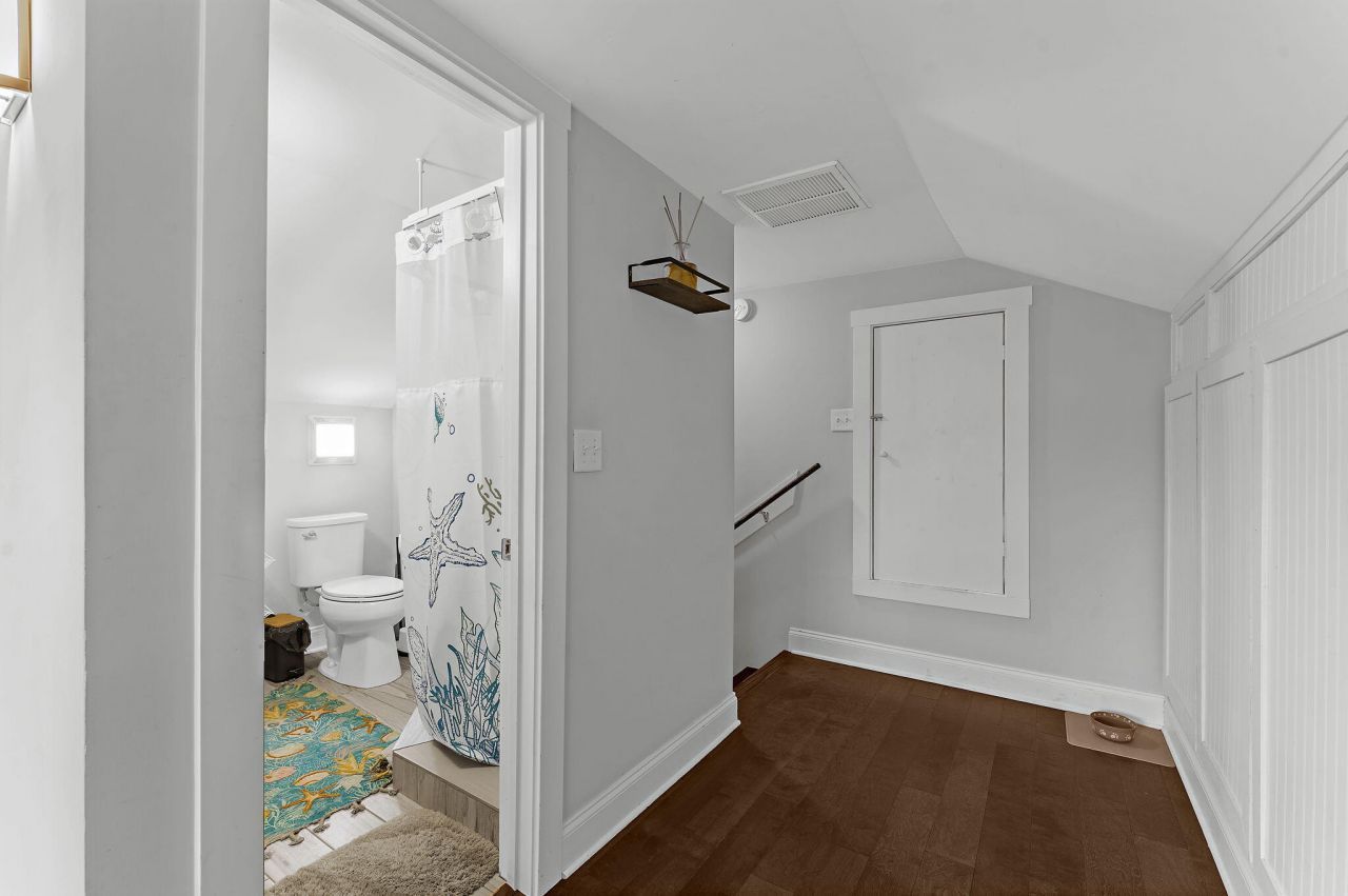 107 Brittany Court Photo 37