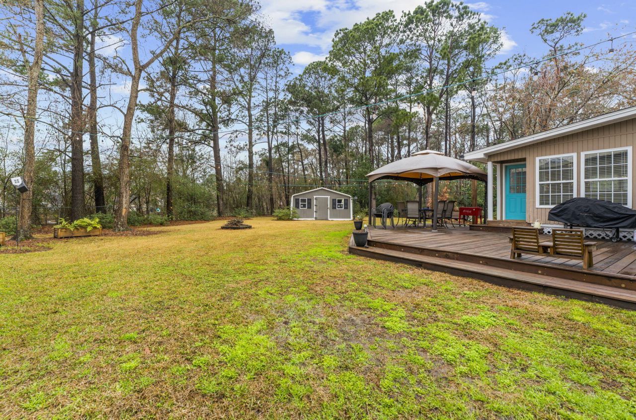 107 Brittany Court Photo 42