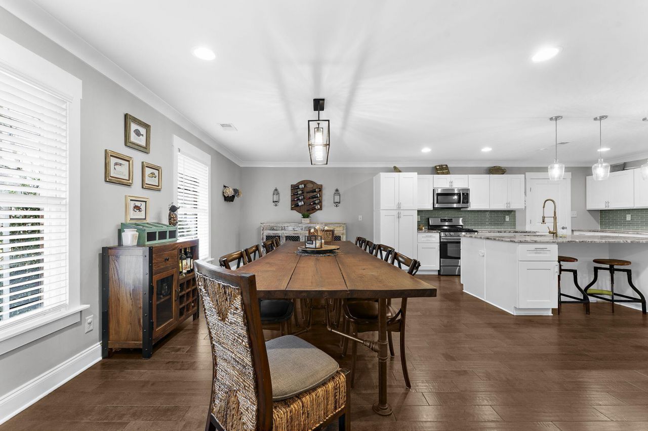 107 Brittany Court Photo 7