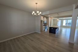 1005 Swamp Harrier Avenue photo 4