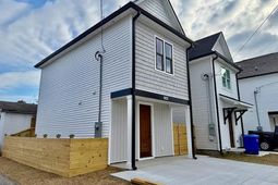 2033 Beech Avenue photo 4