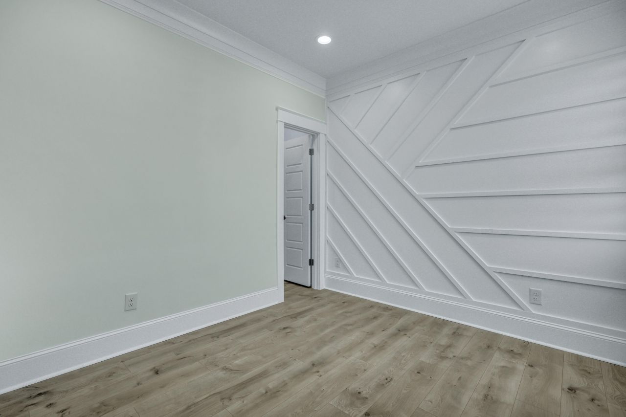 2033 Beech Avenue Photo 20