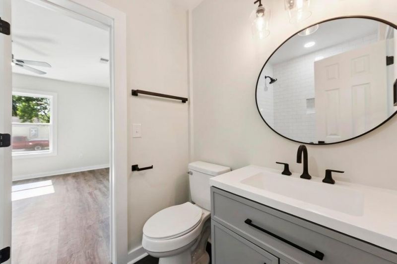 2136 Commander Road Photo 10