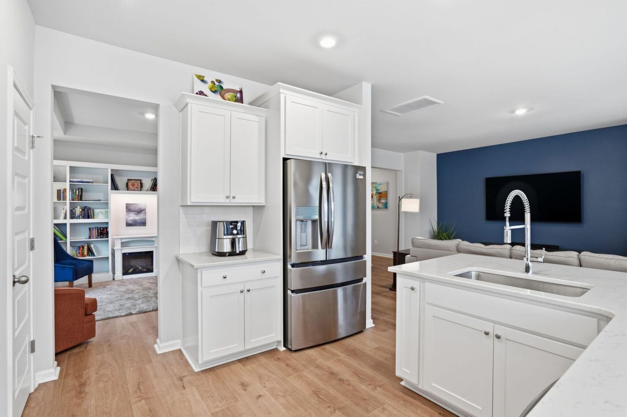 84 Red Bluff Street Photo 14