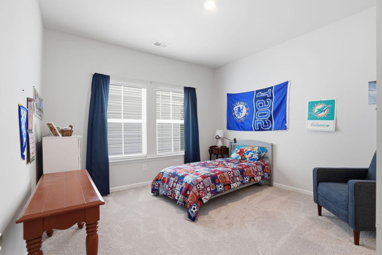 84 Red Bluff Street Photo 25