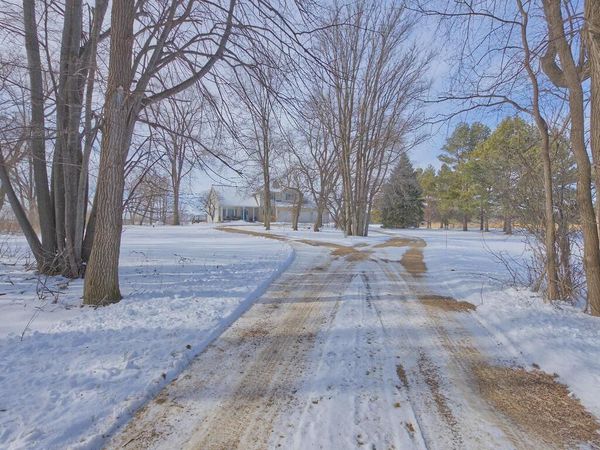 2660 Vega Avenue, Mayer, MN 55360