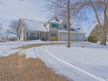 2660 Vega Avenue, Mayer, MN 55360