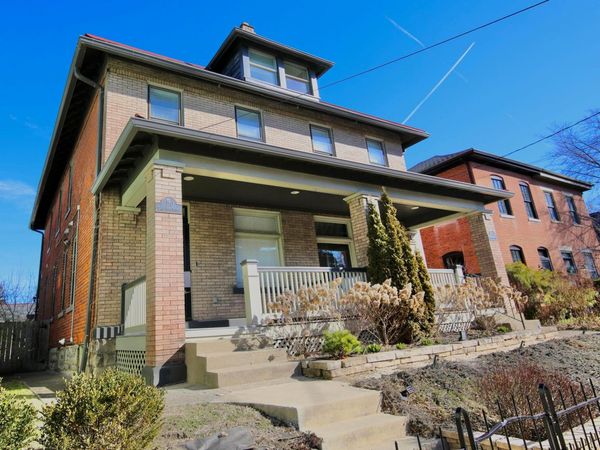 310 E Beck Street , Columbus, OH 43206