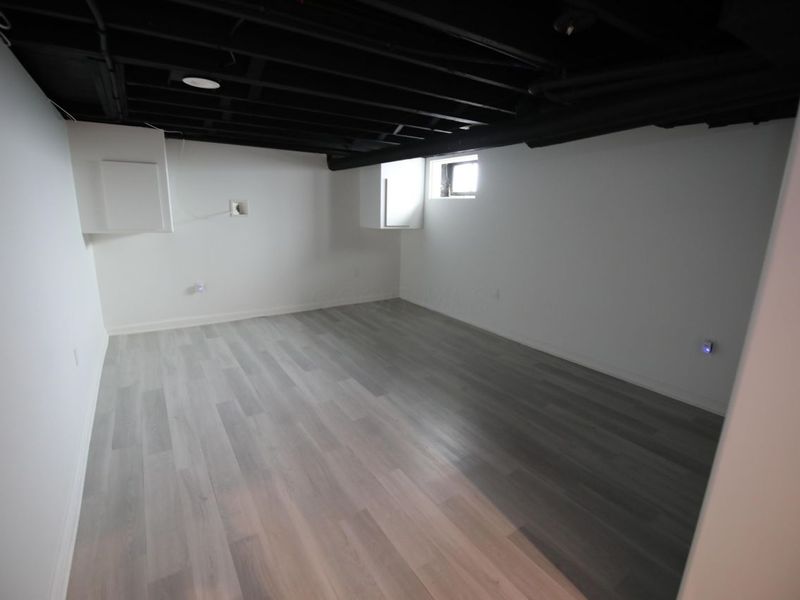 310 E Beck Street , Columbus, OH 43206 Photo 14