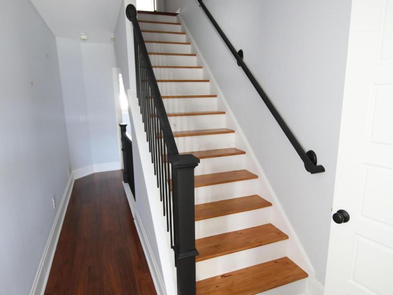 310 E Beck Street , Columbus, OH 43206 Photo 19