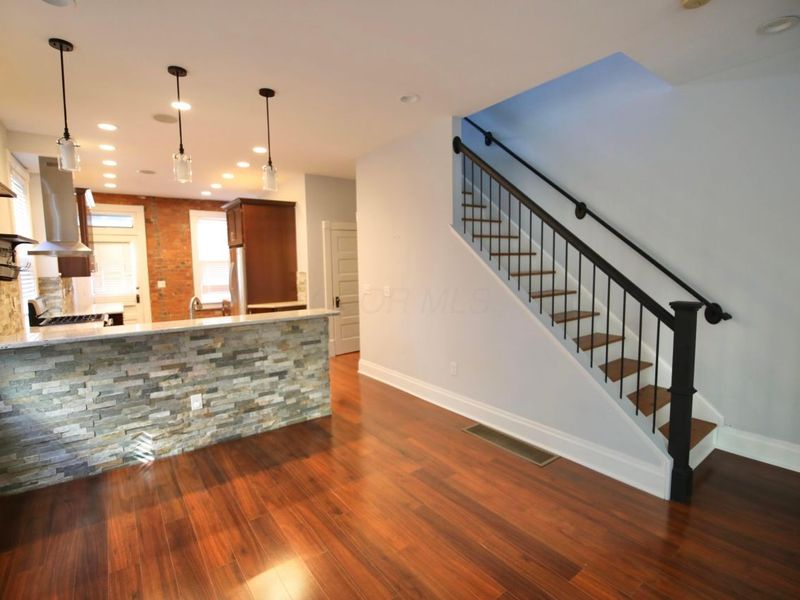 310 E Beck Street , Columbus, OH 43206 Photo 58