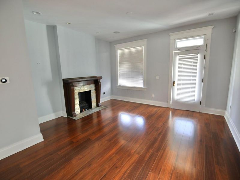 310 E Beck Street , Columbus, OH 43206 Photo 59