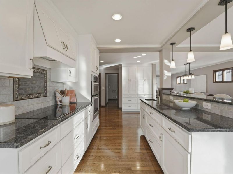 2585 Westmont Boulevard , Upper Arlington, OH 43221 Photo 10