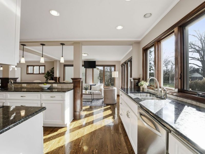 2585 Westmont Boulevard , Upper Arlington, OH 43221 Photo 13