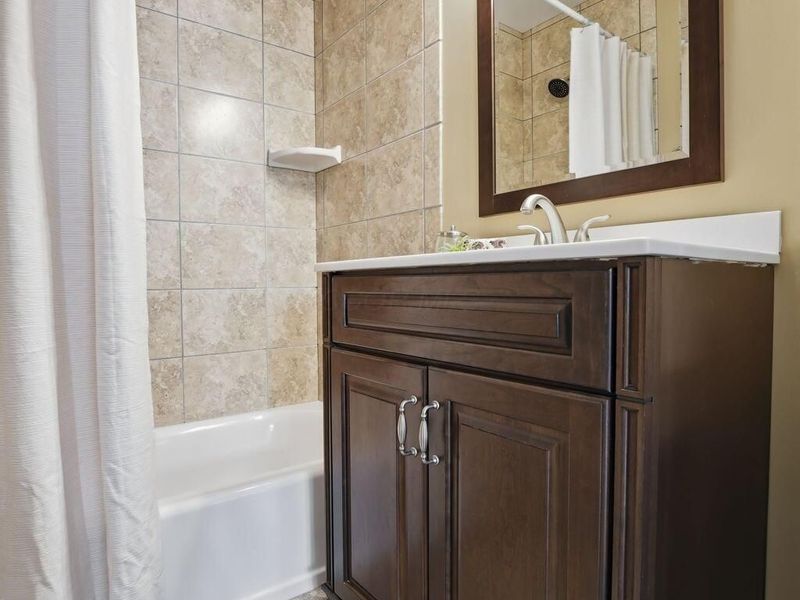 2585 Westmont Boulevard , Upper Arlington, OH 43221 Photo 25