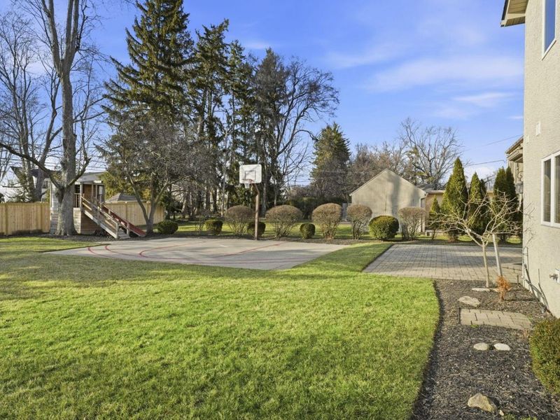 2585 Westmont Boulevard , Upper Arlington, OH 43221 Photo 61