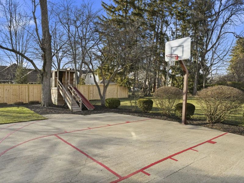 2585 Westmont Boulevard , Upper Arlington, OH 43221 Photo 63