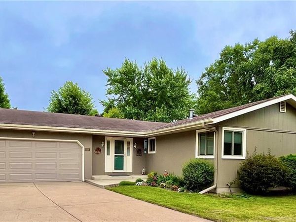 3526 Mayo St, Eau Claire, WI 54701