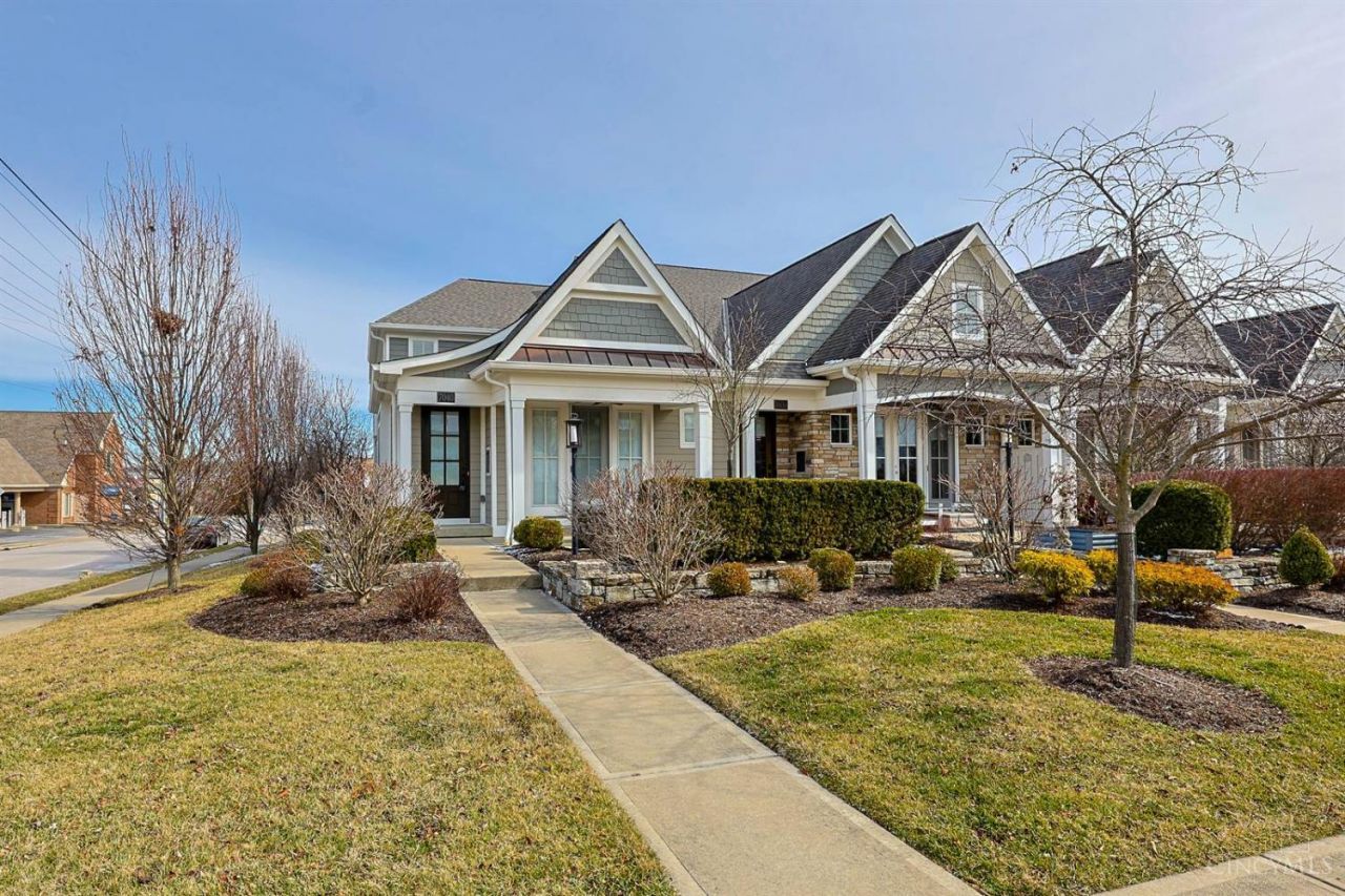 7040 Maple Avenue, Unit 1A, Madeira, OH 45243 Main Photo