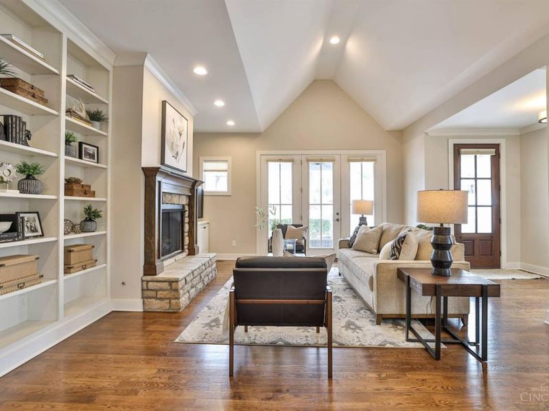 7040 Maple Avenue, Unit 1A, Madeira, OH 45243 Photo 10