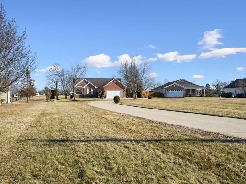 440 Waynoka Drive, Franklin Twp, OH 45171 Photo 4