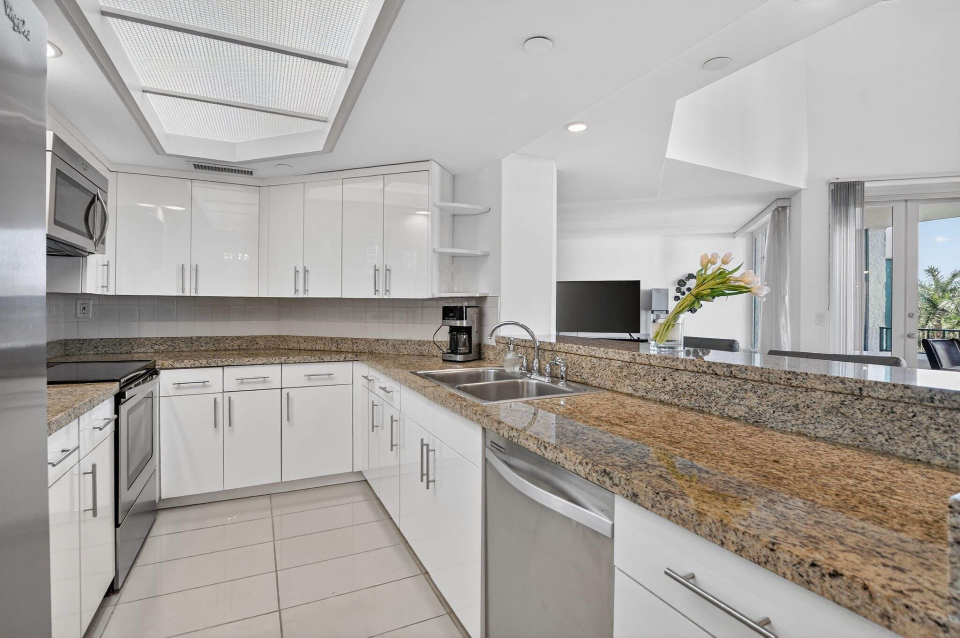 120 SE 5th Avenue, Unit 520, Boca Raton, FL 33432 Photo