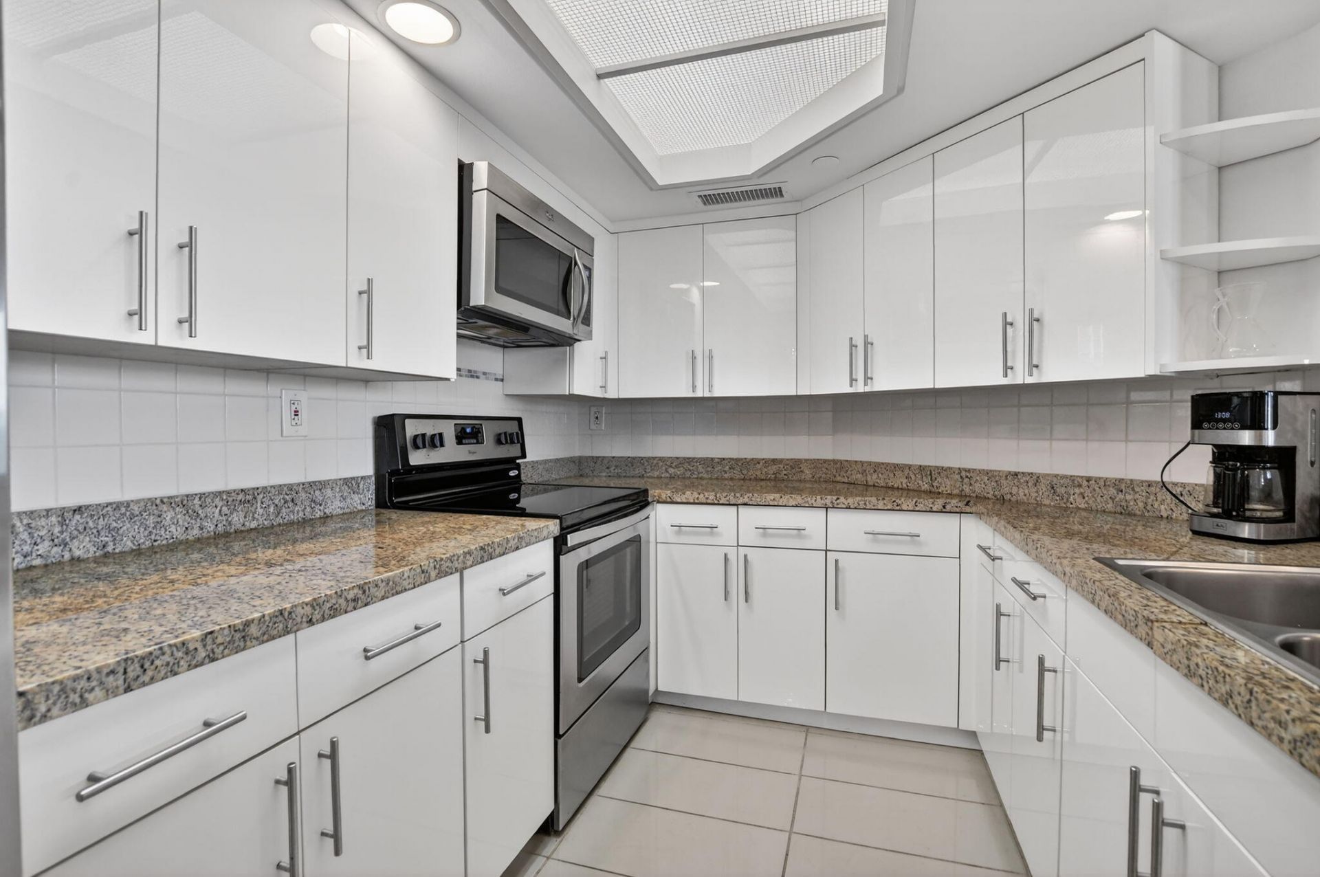 120 SE 5th Avenue, Unit 520, Boca Raton, FL 33432 Photo