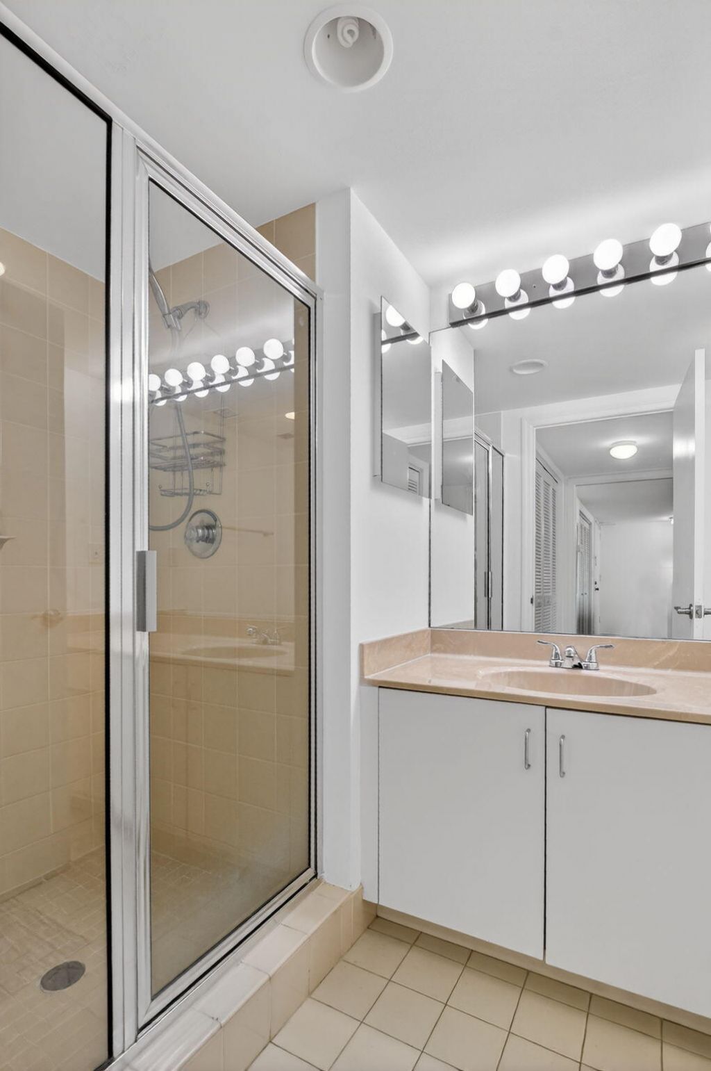 120 SE 5th Avenue, Unit 520, Boca Raton, FL 33432 Photo