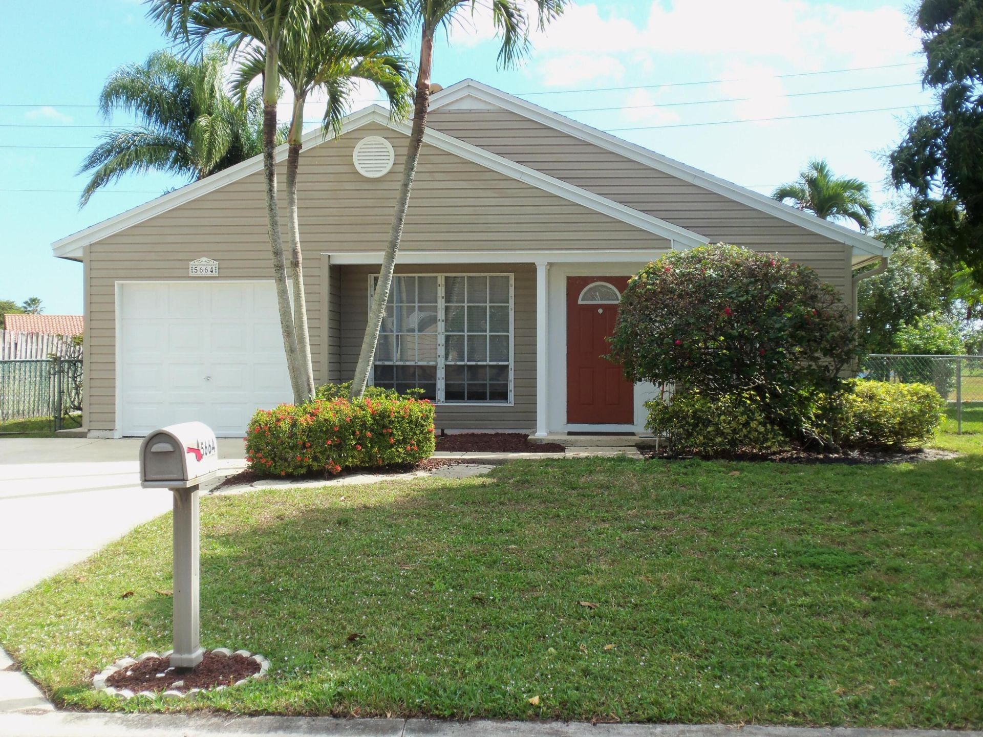 5664 Pebble Brook Lane, Boynton Beach, FL 33472 Main Photo