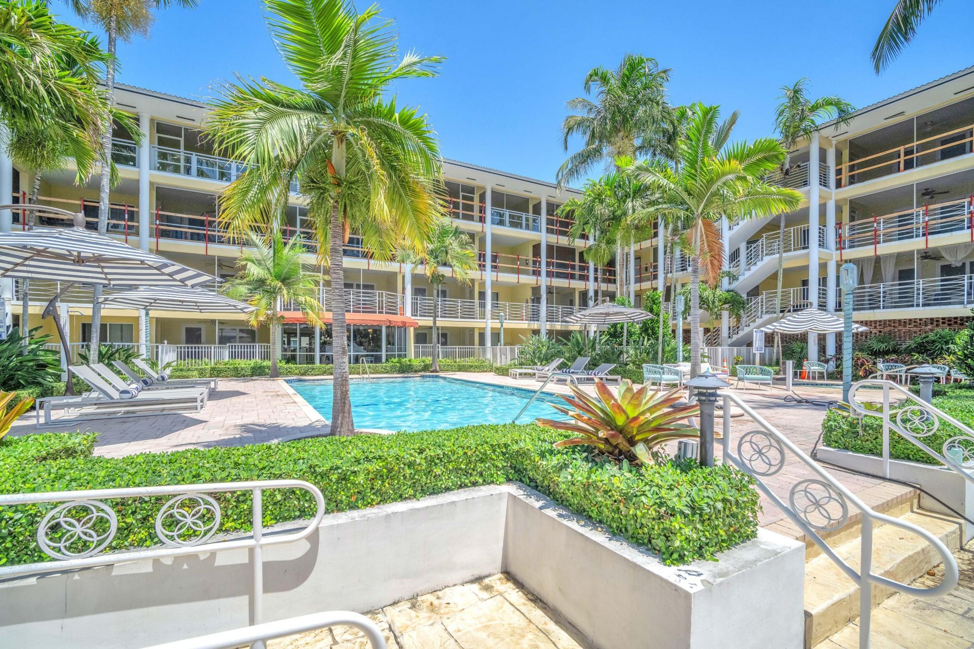 1015 Spanish River Road, Boca Raton, FL 33432 Photo