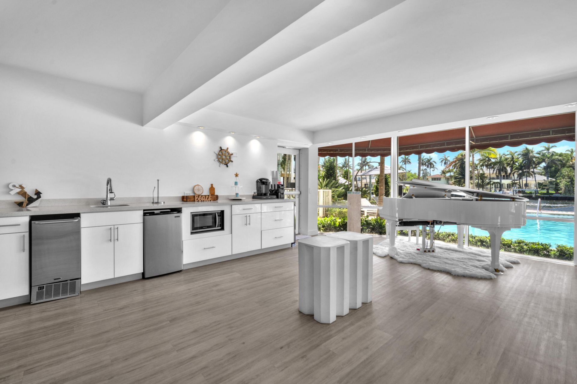 1015 Spanish River Road, Boca Raton, FL 33432 Photo