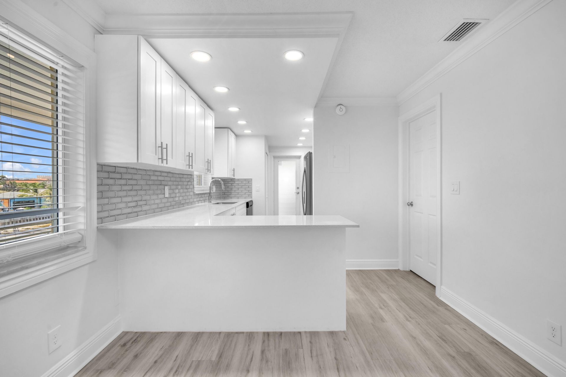 1015 Spanish River Road, Boca Raton, FL 33432 Photo