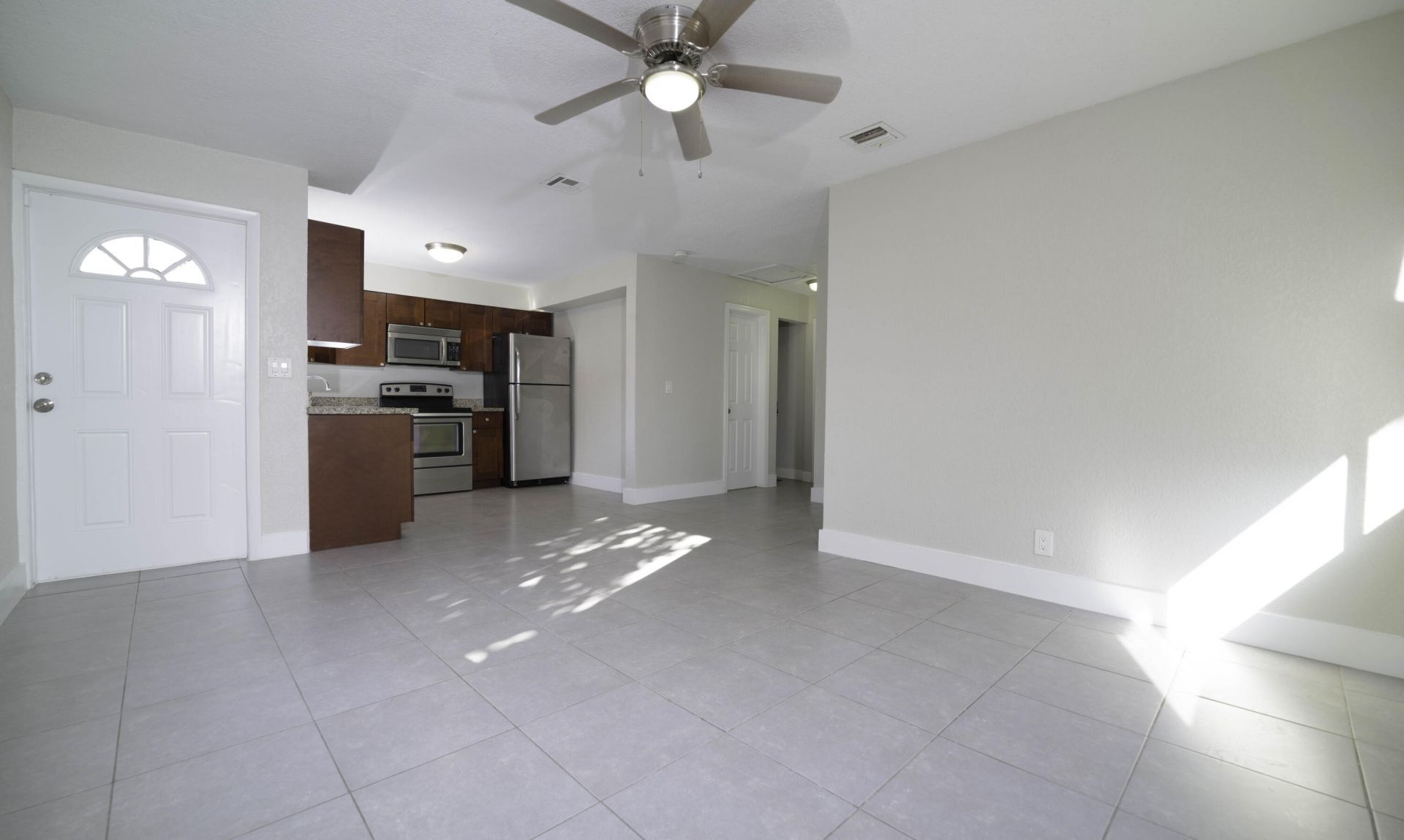 1126 NE 16th Place, Unit 3, Fort Lauderdale, FL 33305 Photo
