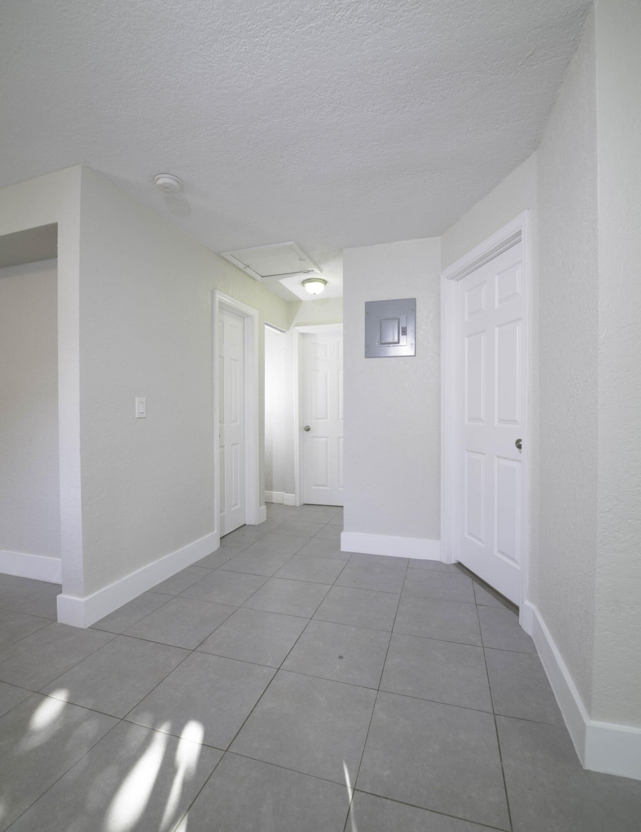 1126 NE 16th Place, Unit 3, Fort Lauderdale, FL 33305 Photo