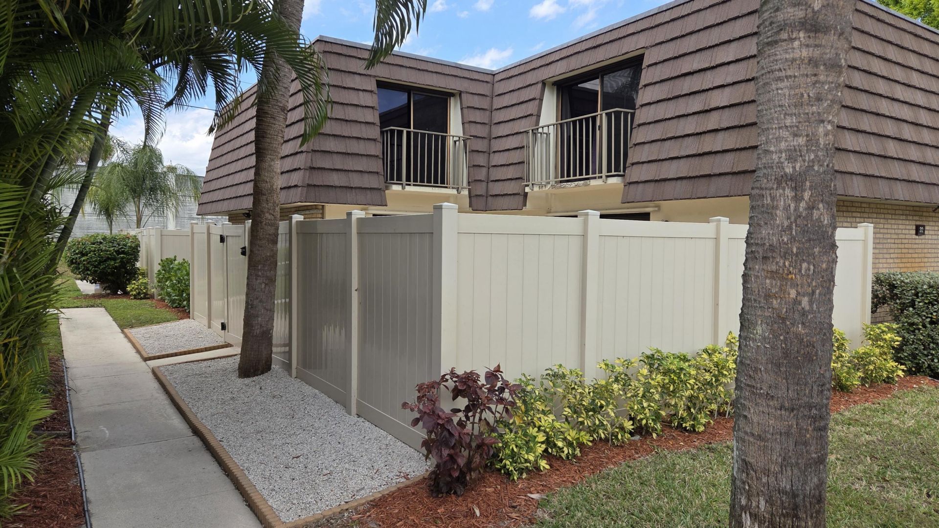 7311 73rd Way, West Palm Beach, FL 33407 Photo