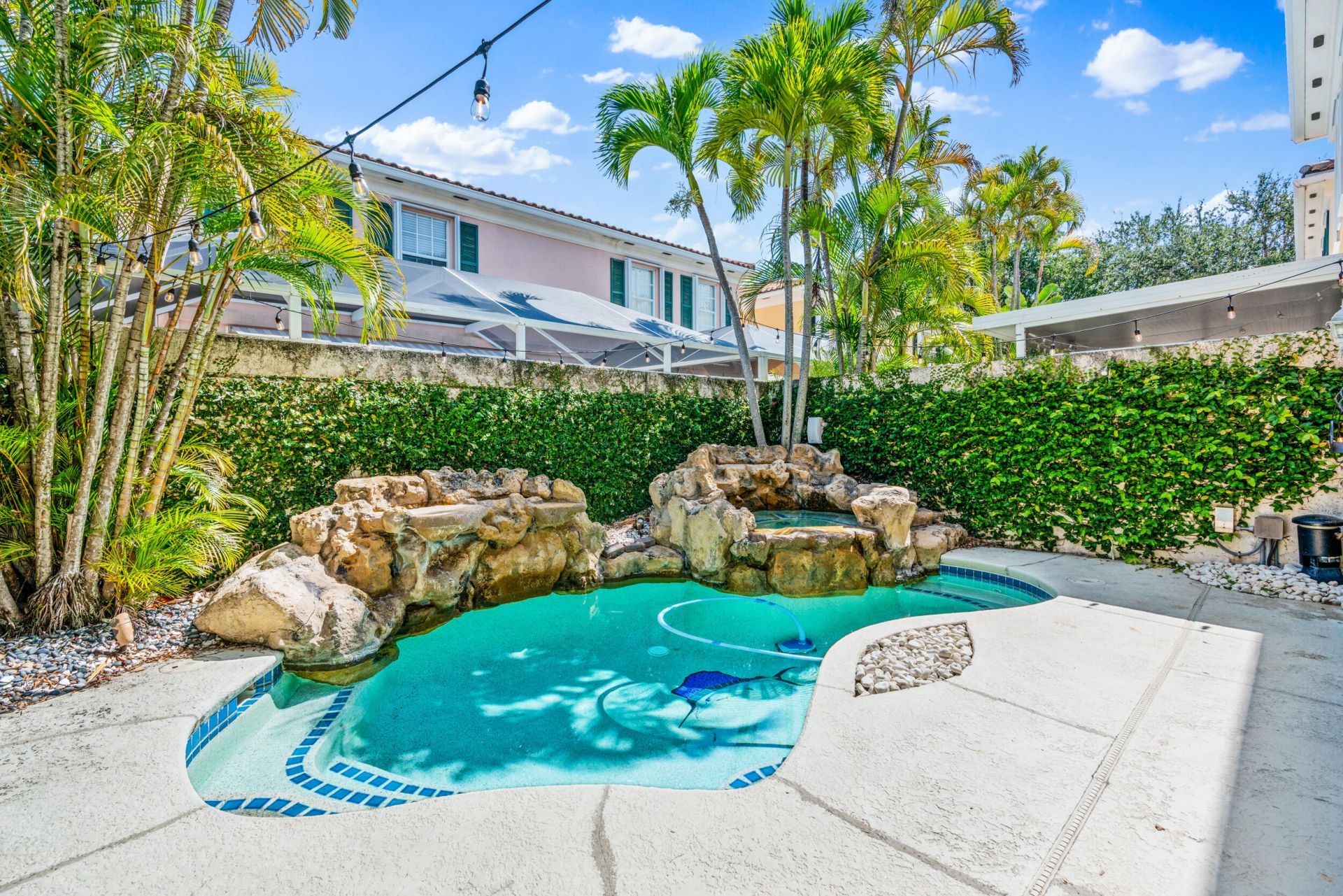 17 Oakleaf Court, Tequesta, FL 33469 Photo