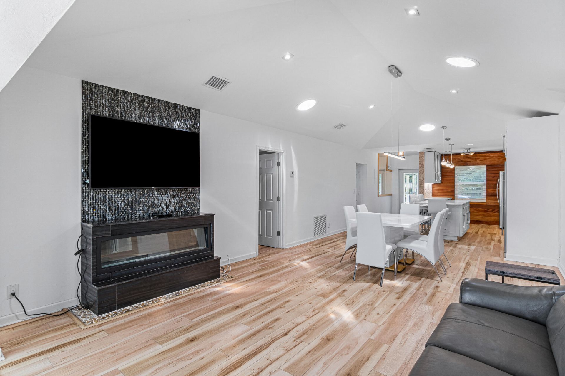 1124 Highland Beach Drive, Unit 2, Highland Beach, FL 33487 Photo
