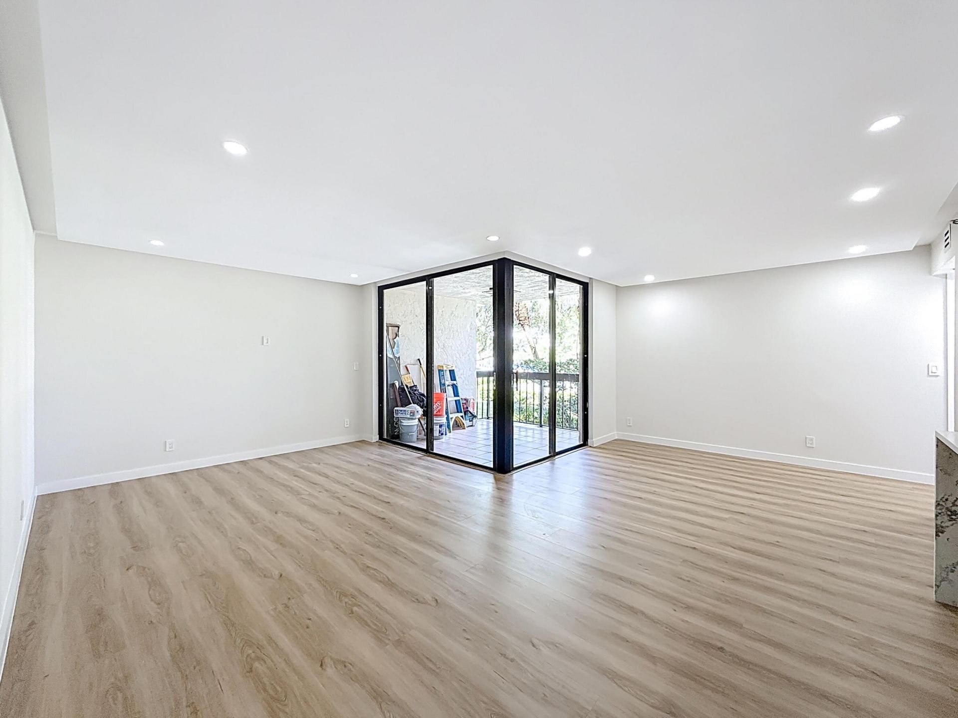 955 Egret Circle, Unit 207, Delray Beach, FL 33444 Photo