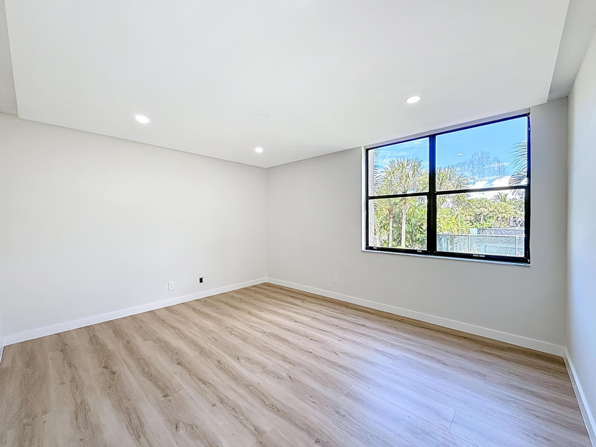 955 Egret Circle, Unit 207, Delray Beach, FL 33444 Photo