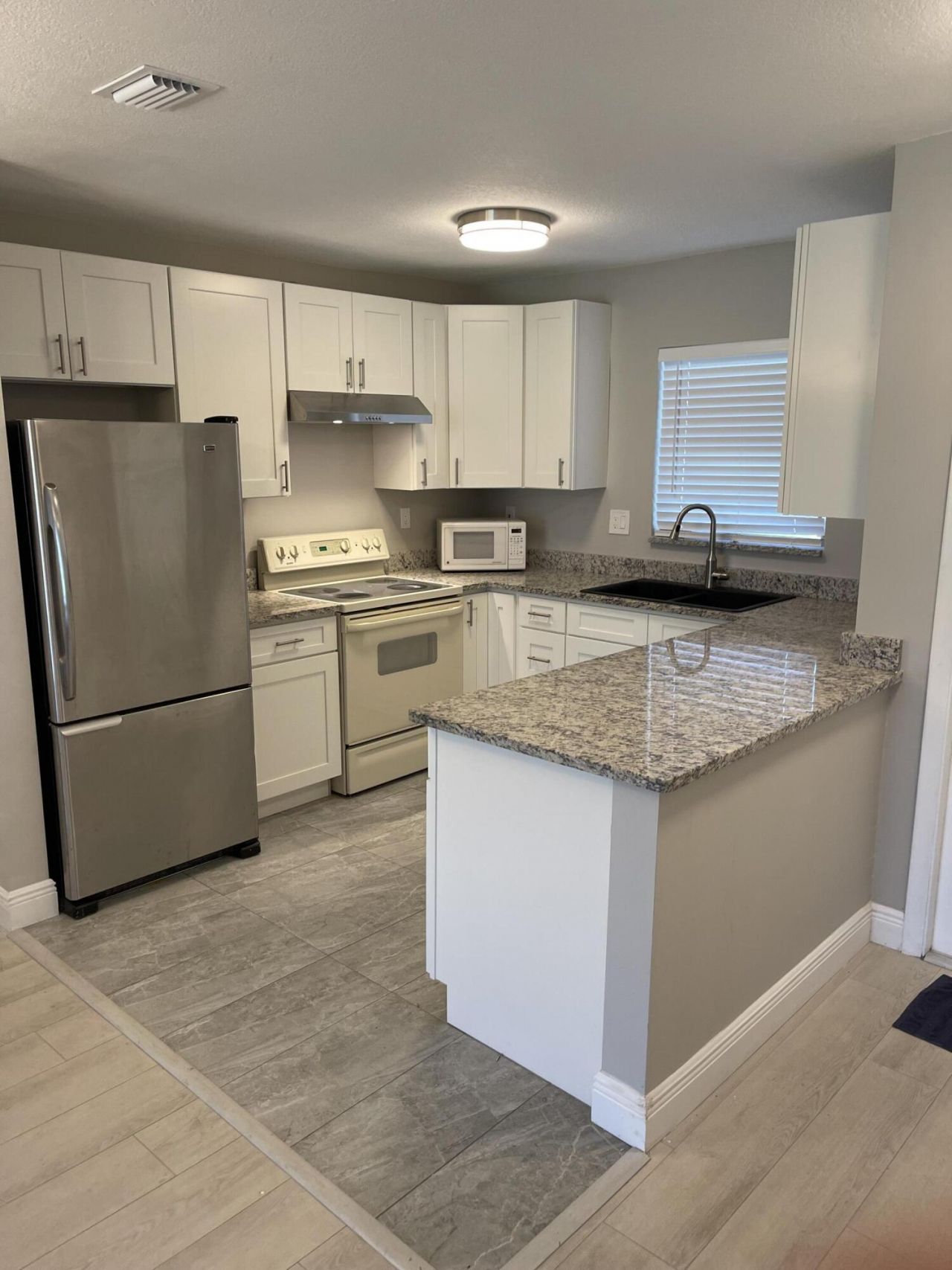 2716 Emory Drive E, Unit H, West Palm Beach, FL 33415 Photo