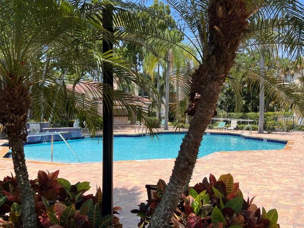 1707 Village Boulevard, Unit 112, West Palm Beach, FL 33409